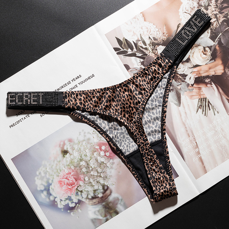 Sexy Damen-Slips mit Strass-Di – Fitness & Nutrition Lab Bewertung und Preis